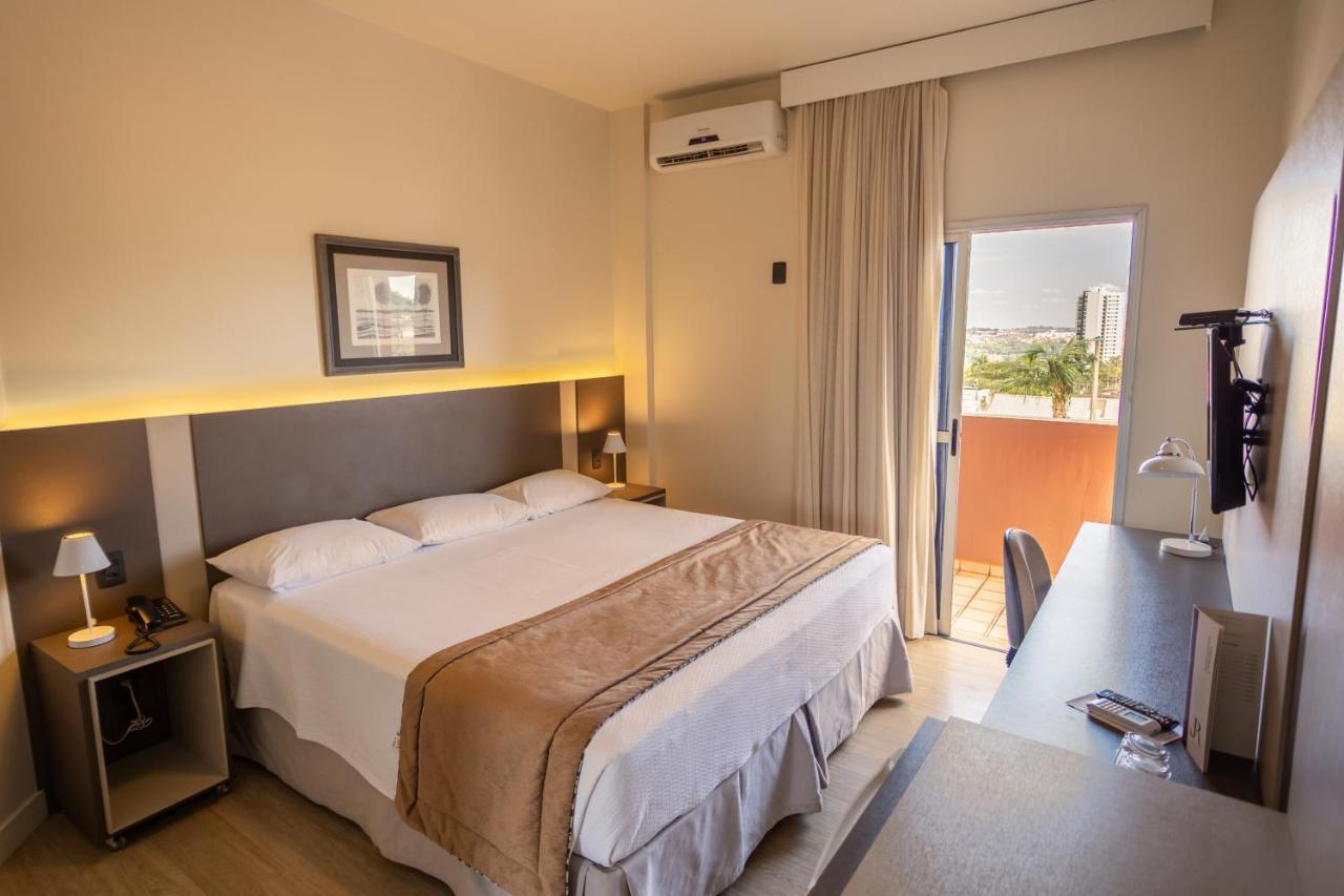 Jr Hotel Marília Zewnętrze zdjęcie