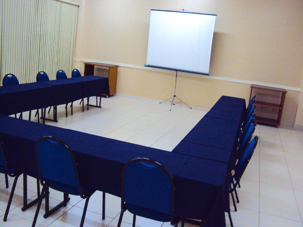 Jr Hotel Marília Zewnętrze zdjęcie